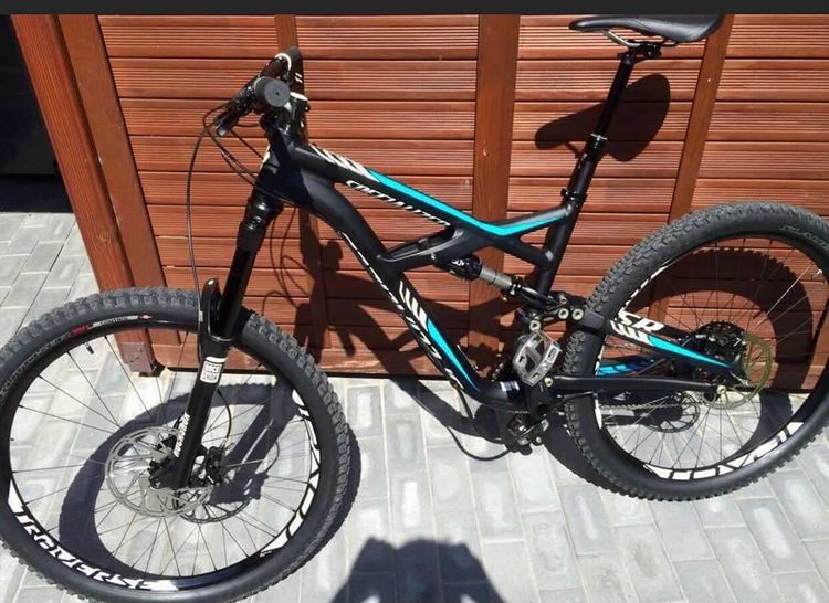 Specialized Stumpjumper Expert Evo als Seitenansicht